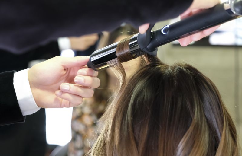 Europas Friseur Leitmesse Zeichnet Zwei Spitzenfriseure Aus Dusseldorf Aus Business On De Dusseldorf